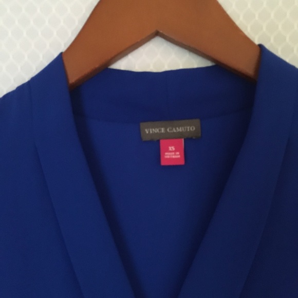 Lightweight, royal blue blouse by Vince Camuto - Picture 2 of 2